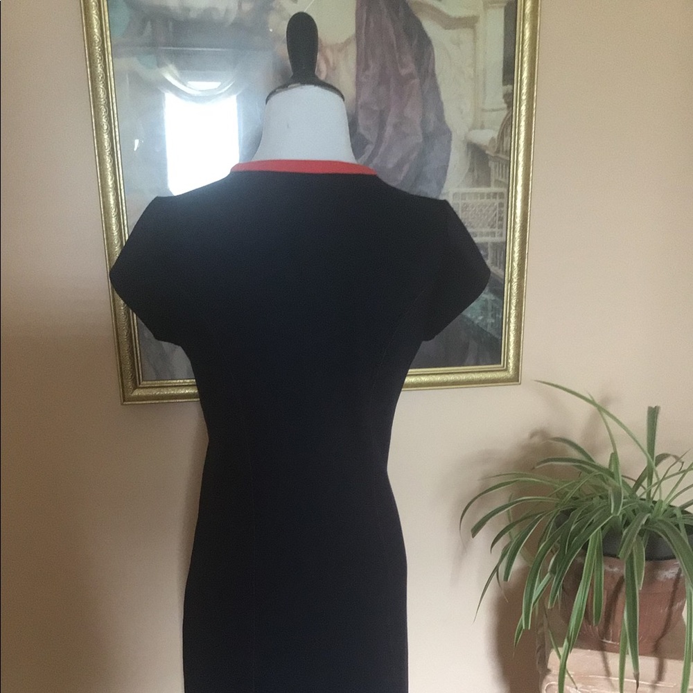 Dress - Picture 4 of 4